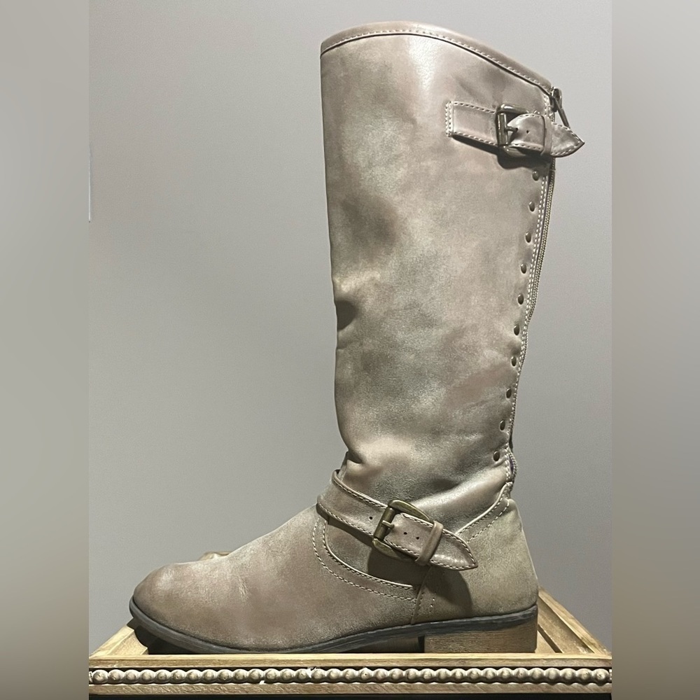 🖤 TRENDY boots in neutral color - Picture 3 of 12